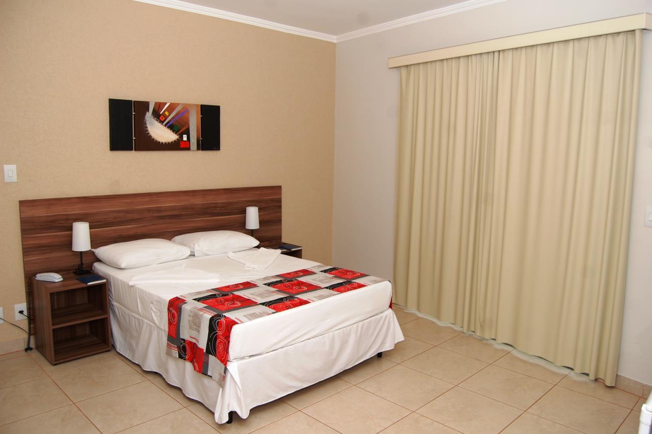 Beira Lago Palace Hotel Morrinhos  Luaran gambar