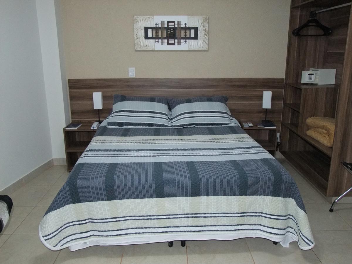 Beira Lago Palace Hotel Morrinhos  Luaran gambar
