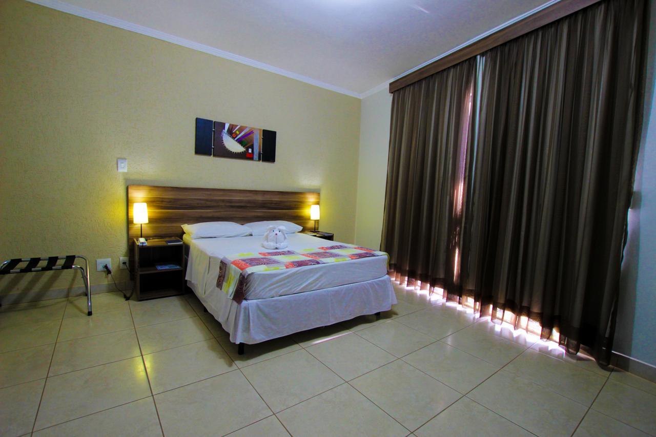 Beira Lago Palace Hotel Morrinhos  Luaran gambar