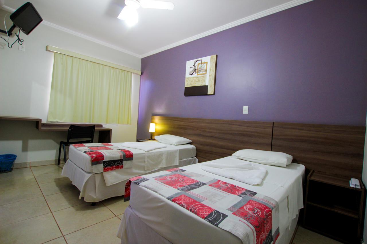 Beira Lago Palace Hotel Morrinhos  Luaran gambar